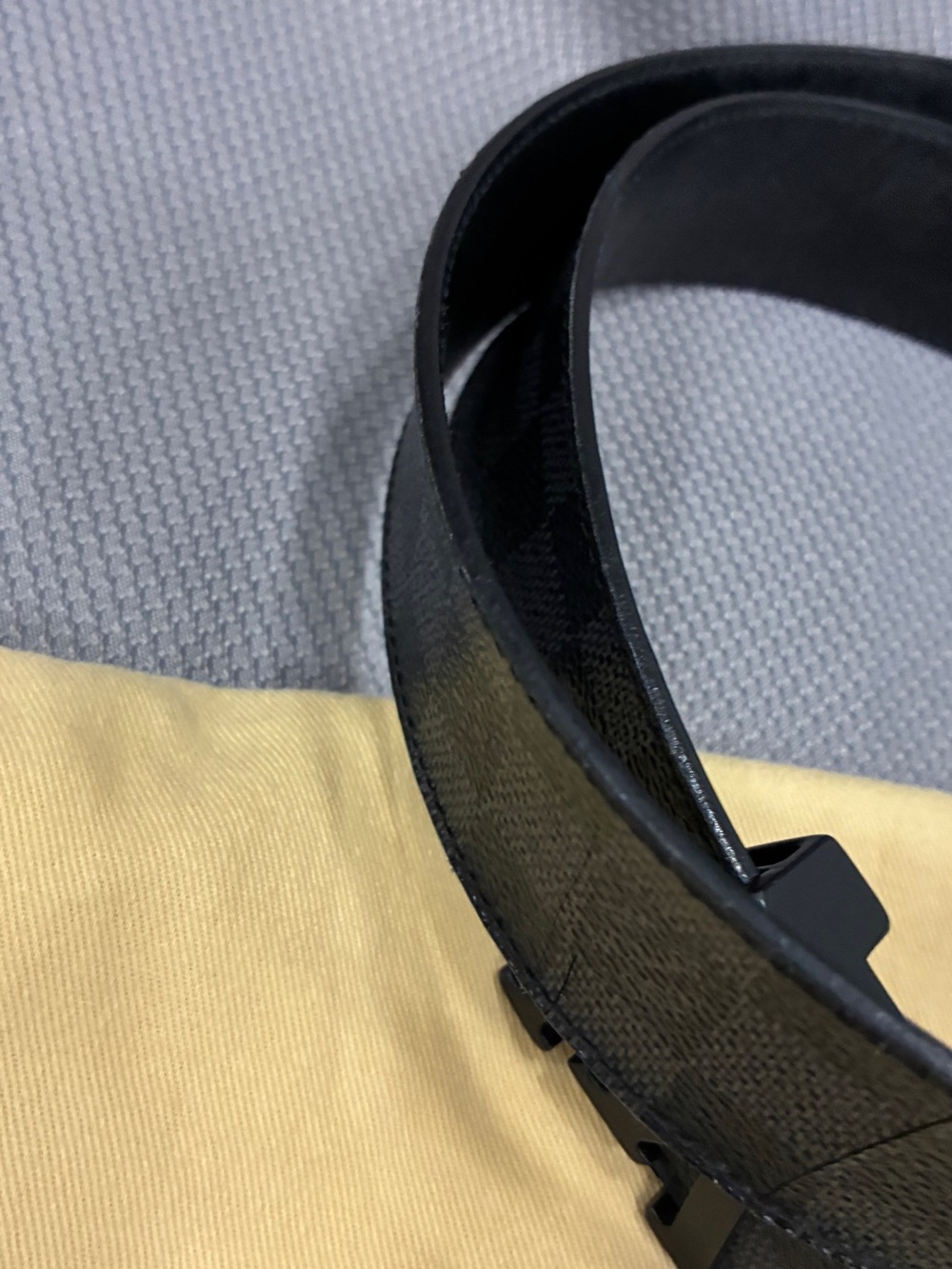 Louis Vuitton Damier Graphite LV Initiales Belt Size 38 Black Gray preowned - Picture 15 of 16
